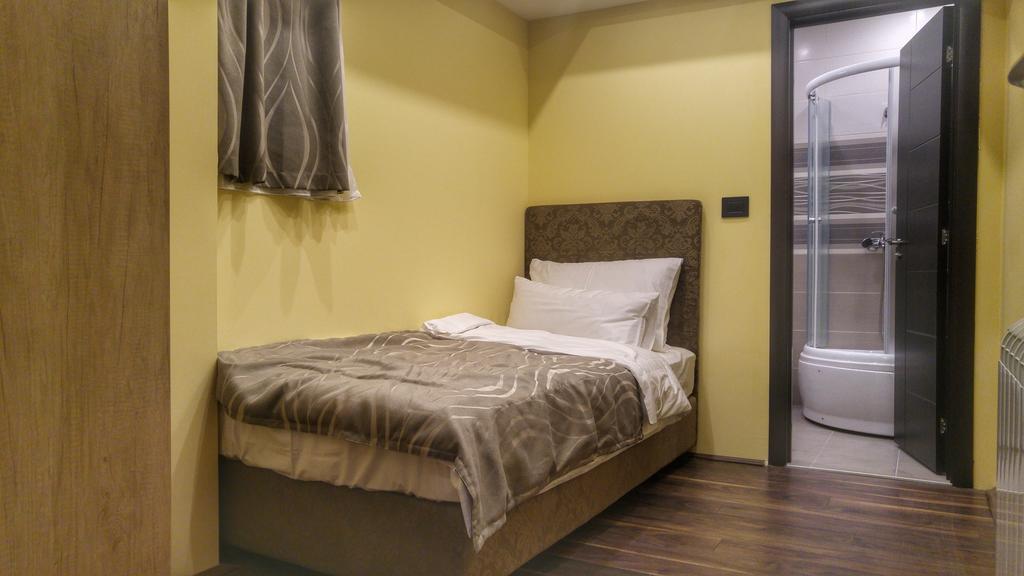 Boutique Hotel Madison Belgrade Extérieur photo