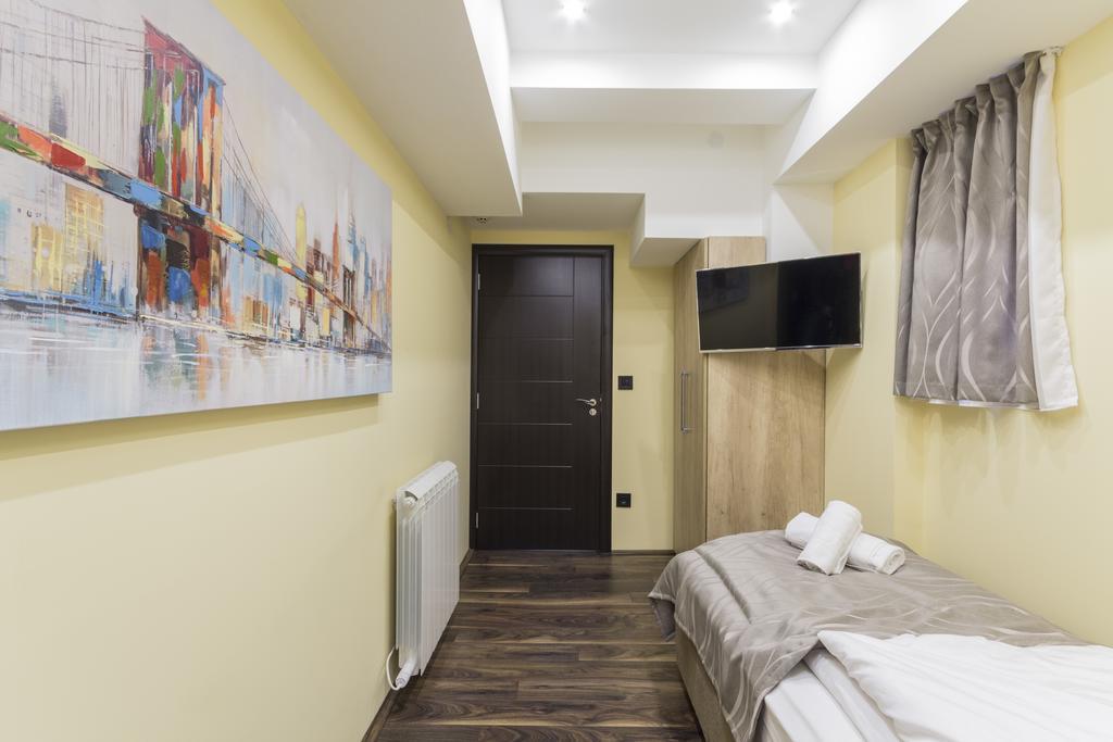 Boutique Hotel Madison Belgrade Extérieur photo